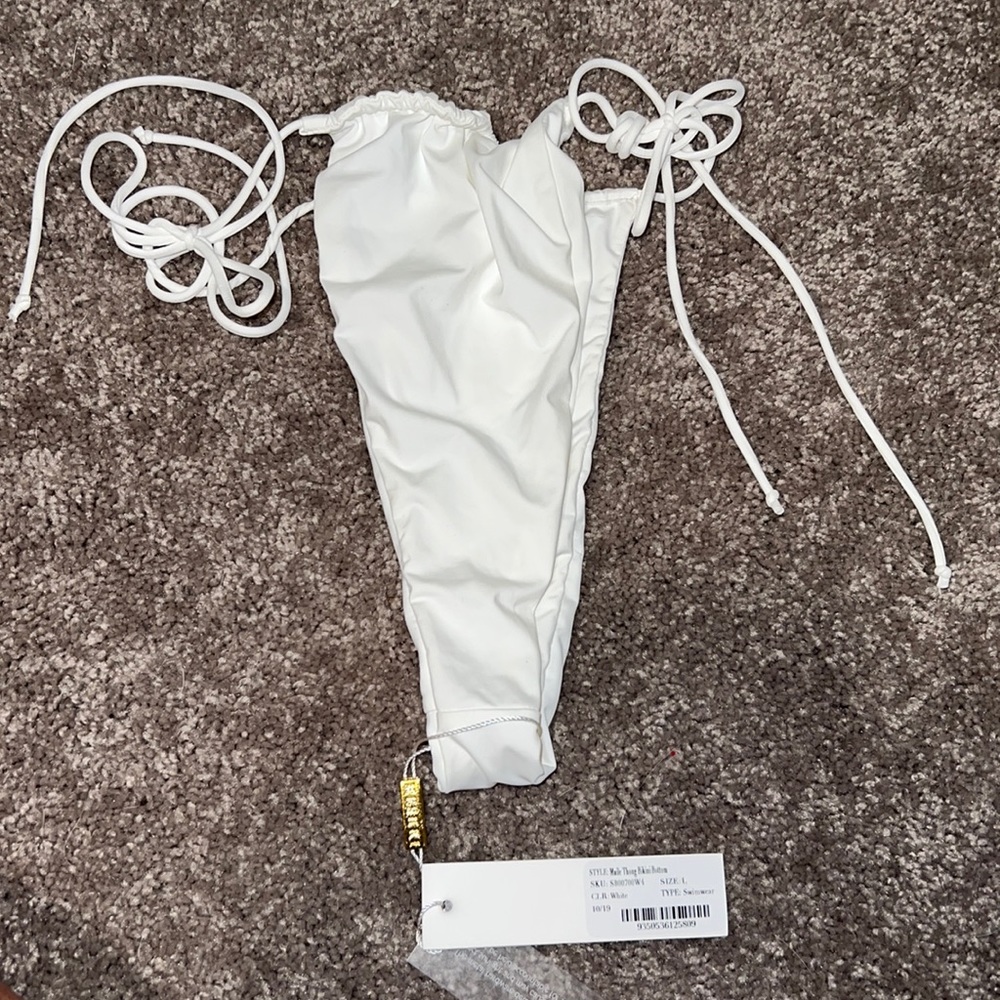Meshki bikini bottom thong size large NWT